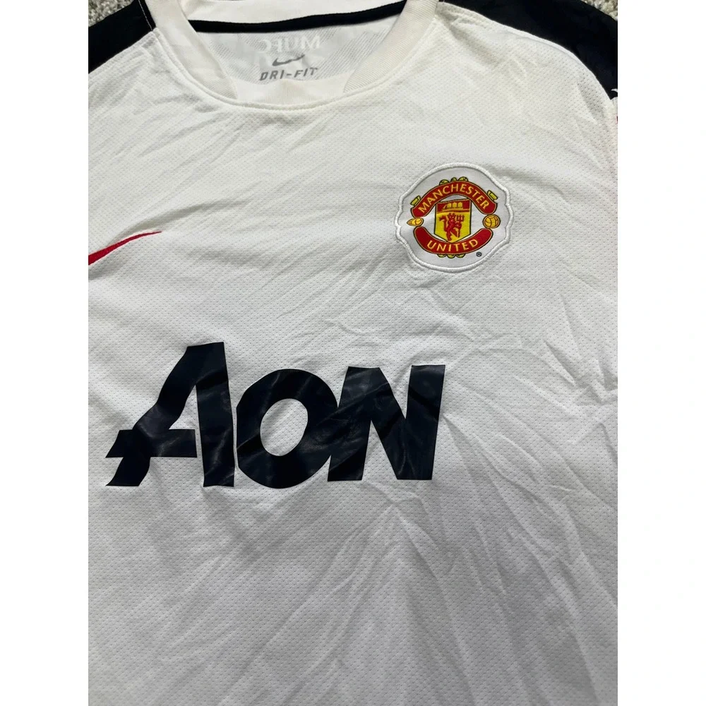 Manchester United Nike Authentic Jersey Youth XL AON Dri-Fit‎ Soccer